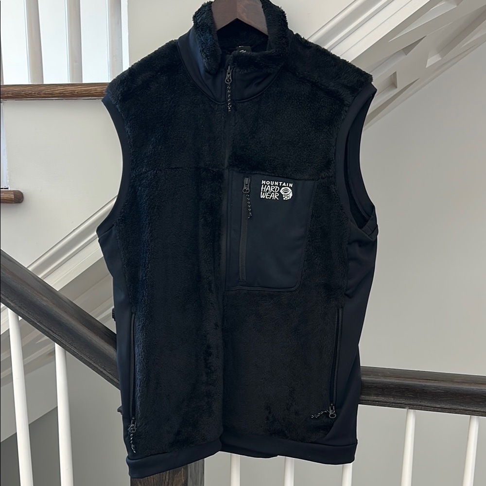 Mountain Hardwear Men's Black Fleece Vest
